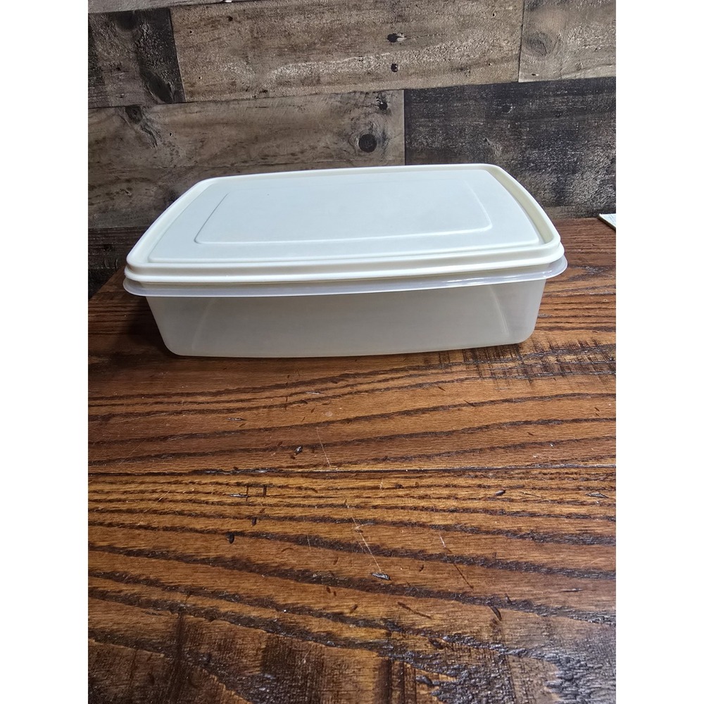 Rubbermaid Servin Saver 17 Cup 4.0L Rectangular Food Storage Container Lid 7